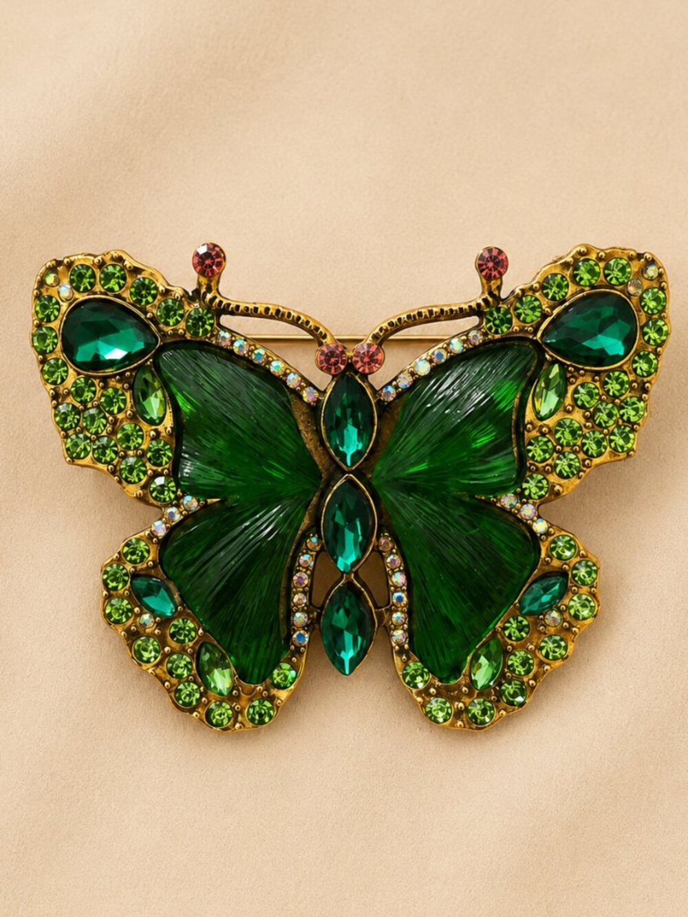 💎 Emerald Green Crystal Butterfly Statement Brooch 💎
